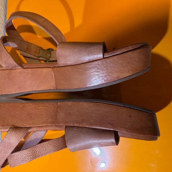 SEYCHELLES Monogram Flatform Brown Pebbled Leather Sandals Size 8.5 - Picture 5 of 12